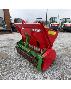 2008 Brillion Turf Maker Junior 4’ Seeder