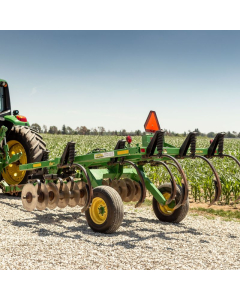 John Deere 7 Shank Soil Saver